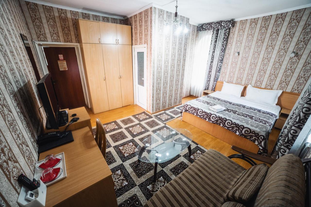 Sunrise Guest House Ош Екстериор снимка