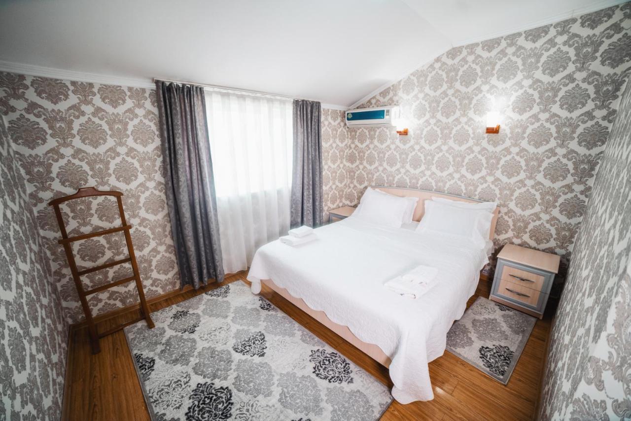 Sunrise Guest House Ош Екстериор снимка