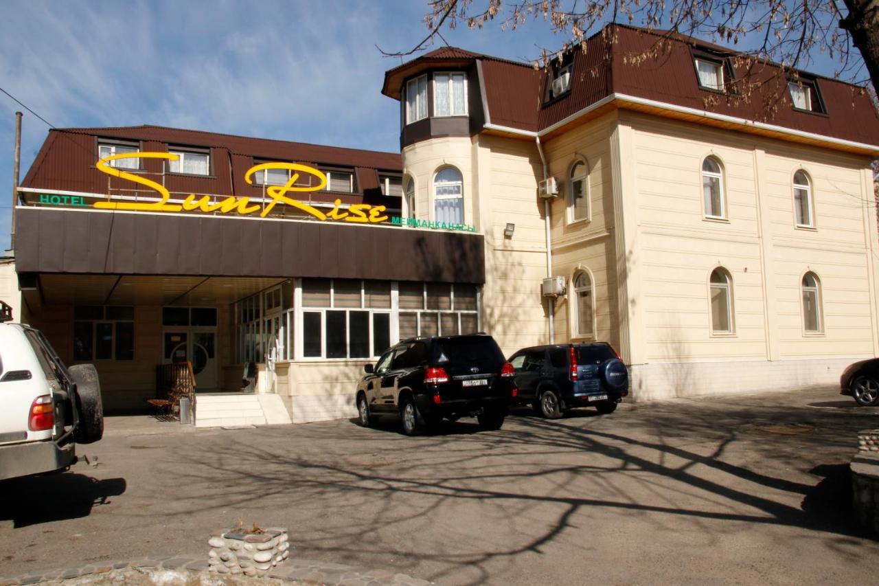 Sunrise Guest House Ош Екстериор снимка